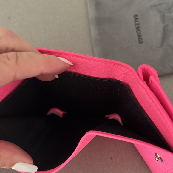 COPY - Balenciaga wallet - Picture 7 of 8